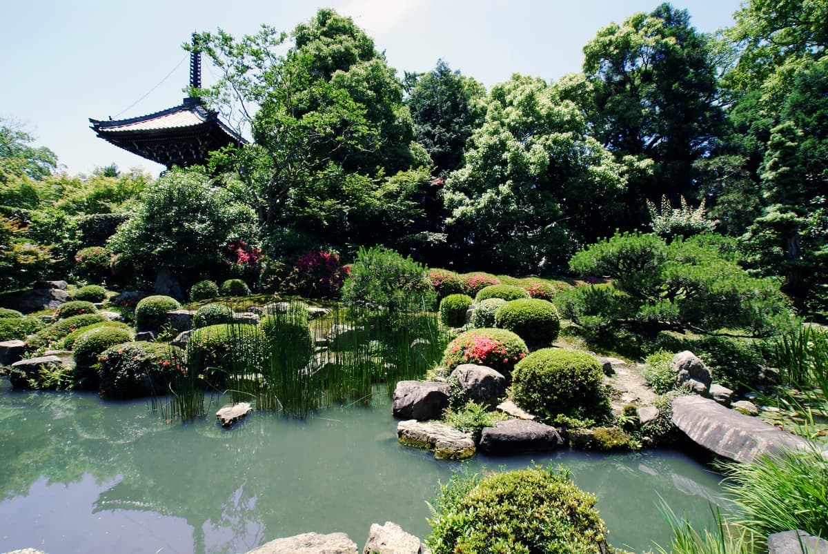 Kameoka temples and shrines