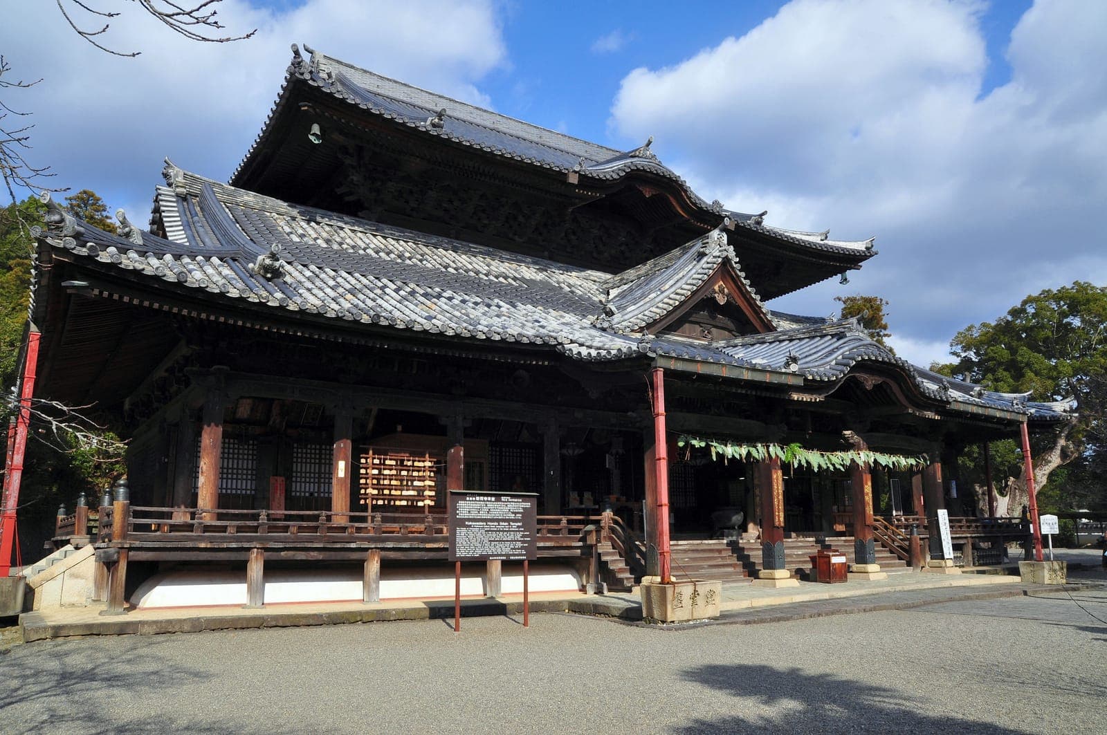 Kinokawa city in Japan - Temples and shrines guide